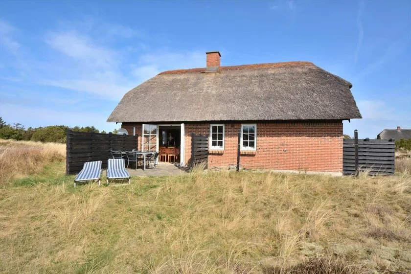 Fully equipped house with terrace | Pets are welcome - Image 1
