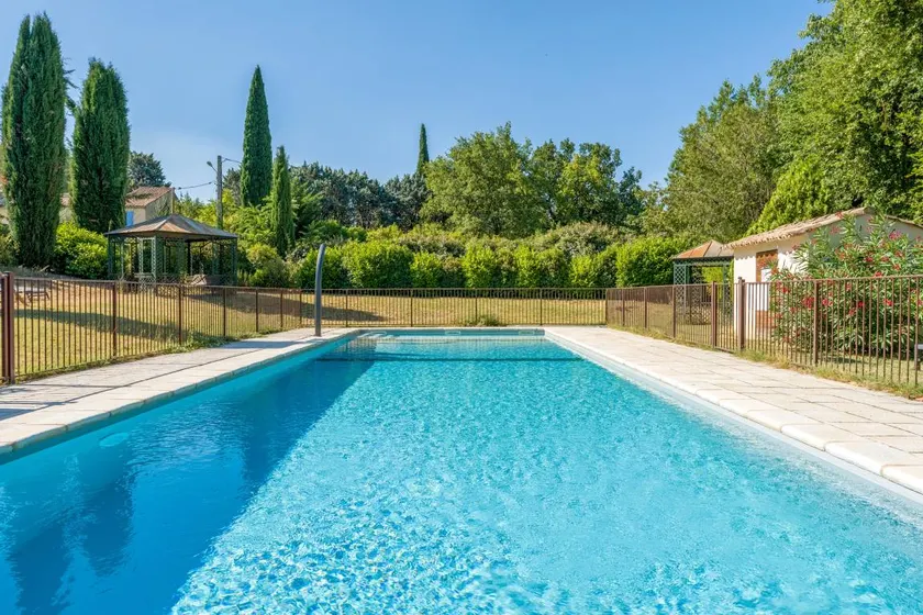 Cottage with garden, heated pool & terrace | Garden view - Image 1