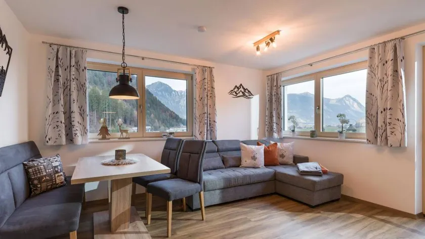 Family-friendly lovely holiday apartment with terrace - Image 1