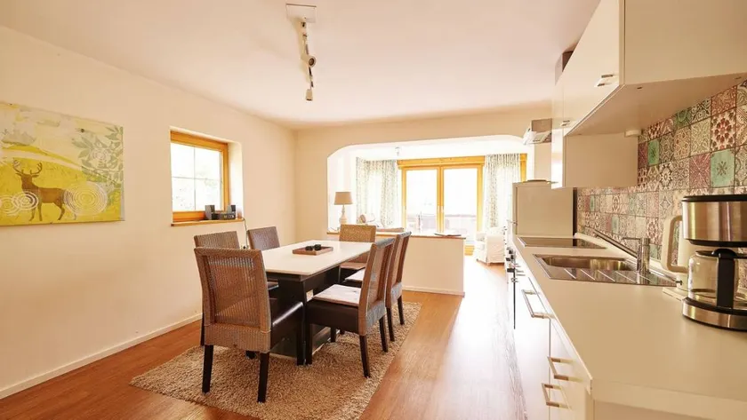 Holiday apartment with garden | Garden view - Image 1