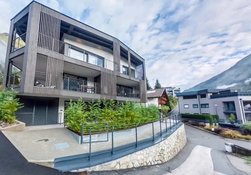 Beautiful studio with garden & terrace | Garden view | Good for workation - Image 1