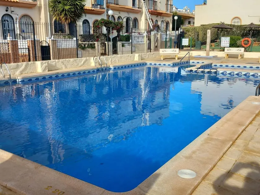 Refurbished 2-Bed La Florida Apt · Emerald Isle Pool & Beach Nearby - Image 1