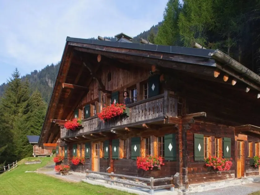 Fully equipped beautiful holiday home with barbeque, terrace & garden | Mountain view | Pet-friendly - Image 1
