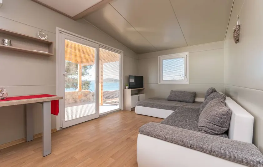 Holiday home with barbeque, garden & terrace | Sea view - Image 1