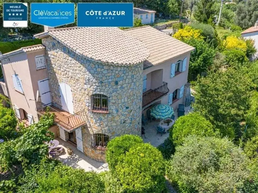 Appartement Confortable Au Bar-Sur-Loup, 84 M2, Vue Montagne - Image 1