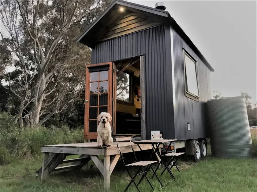 Yarra Valley Tiny House for Eco-Friendly Glamping in Victoria - Image 1