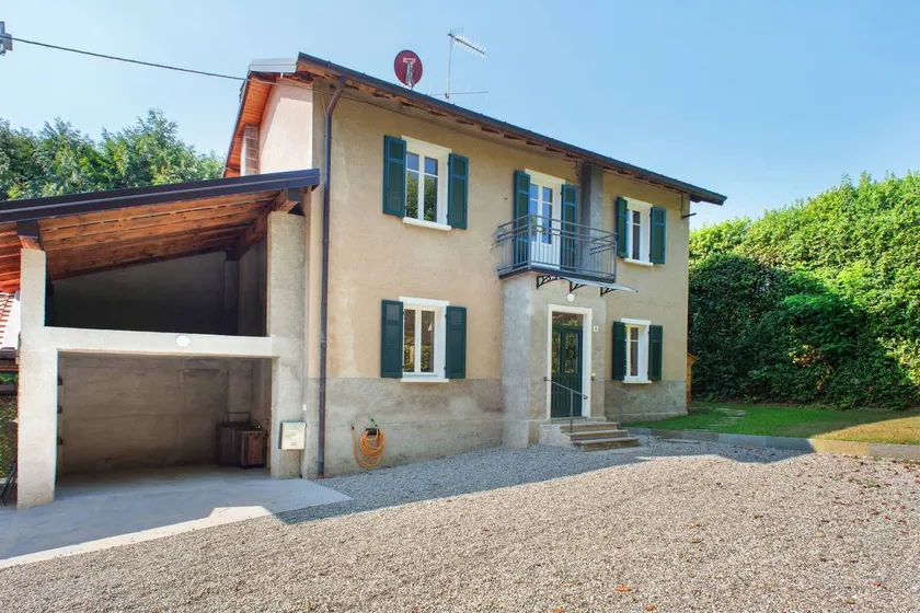 Merveilleuse maison de vacances avec jardin | Vue montagne - Image 1