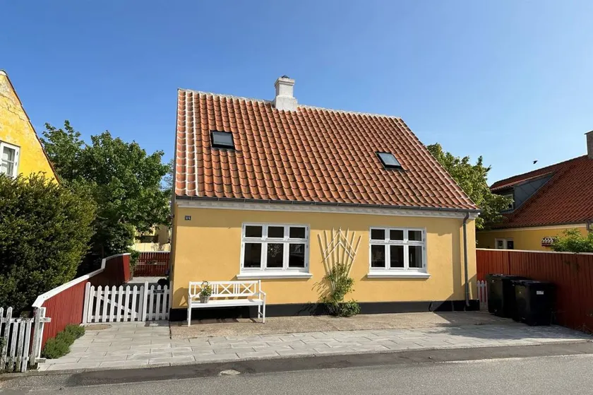 Fully equipped lovely holiday home with garden & terrace | Pets allowed - Image 1
