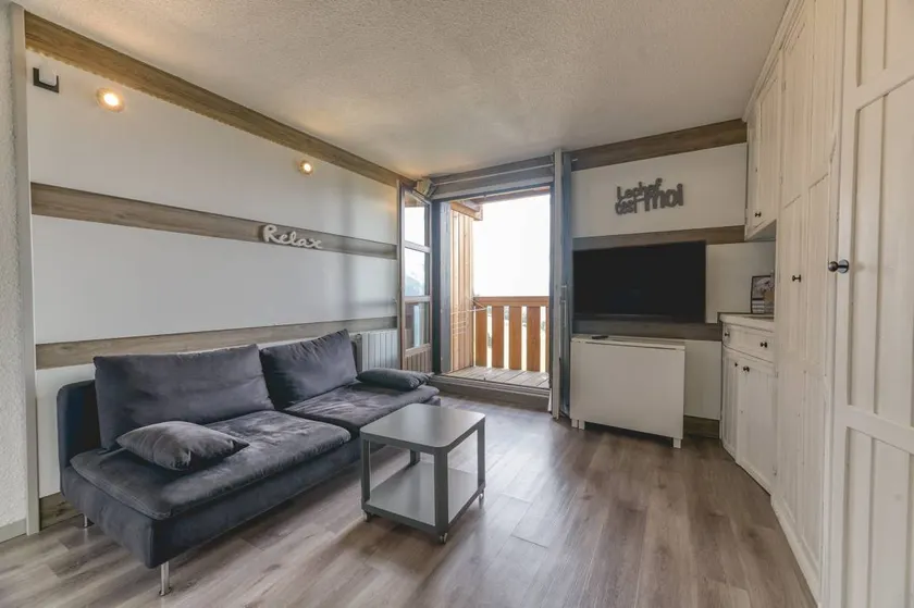 Apartment with terrace | Mountain view - Image 1