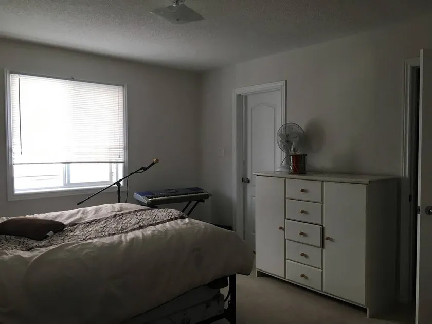 Dedicated room with garden - Image 1