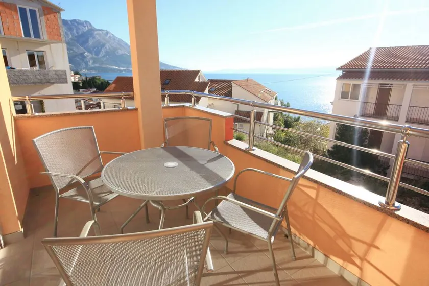 Pleasant apartment with terrace & BBQ | Sea view | Beach nearby - Image 1