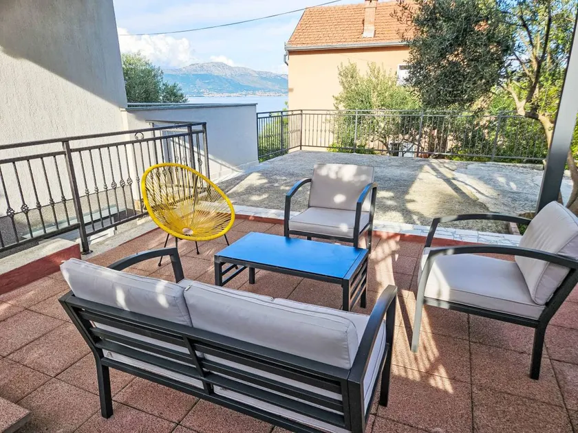 Holiday apartment with terrace & barbeque - Image 1