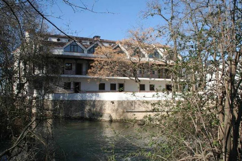 Apartment with garden & barbecue - Image 1