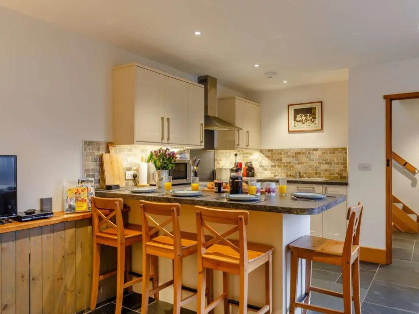 Fully equipped cottage with BBQ & garden | Dogs allowed - Image 1