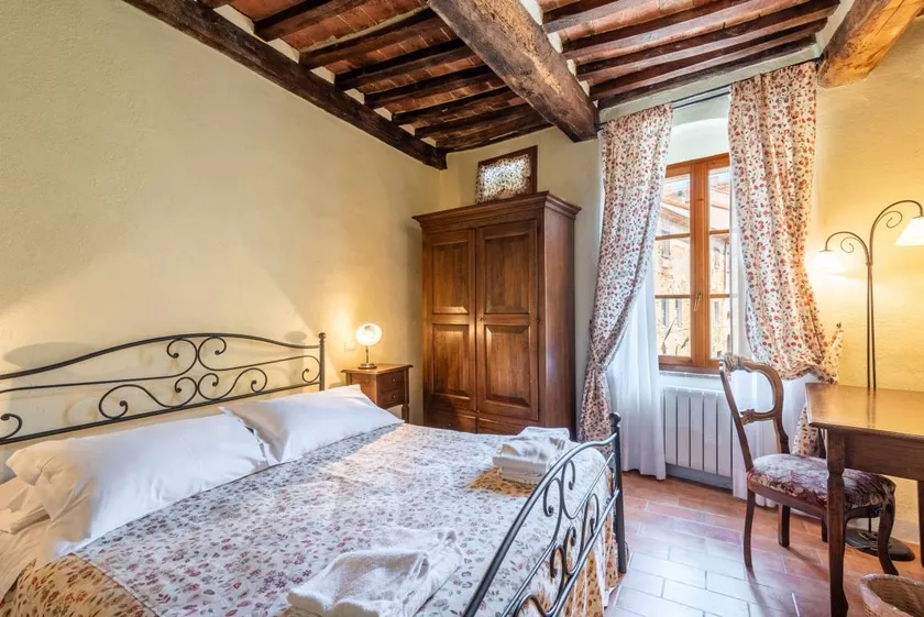 Locanda di Montisi Piazza Room between the hills of Montalcino - Image 1