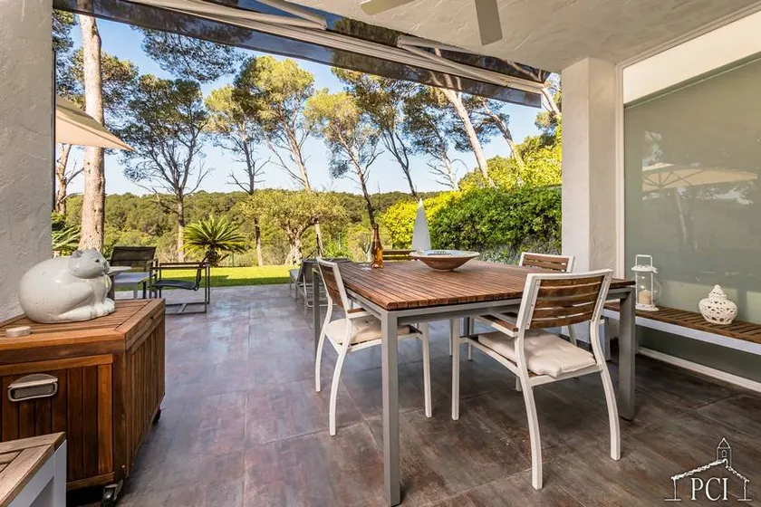 Familienorientiertes schönes Ferienhaus mit Garten, Pool und Terrasse | Gartenblick - Image 1