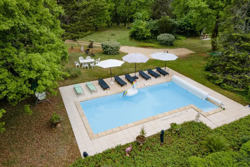 Holiday Home 'Logement Les Termes' with Private Pool, Private Terrace and Wi-Fi - Image 1