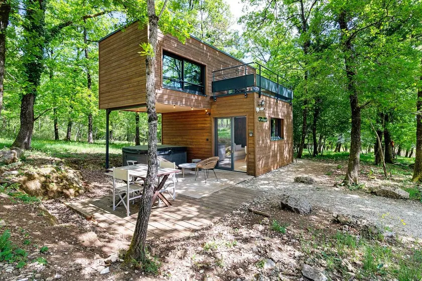 Ferienhaus mit Sauna, Grill und Whirlpool | Gartenblick - Image 1