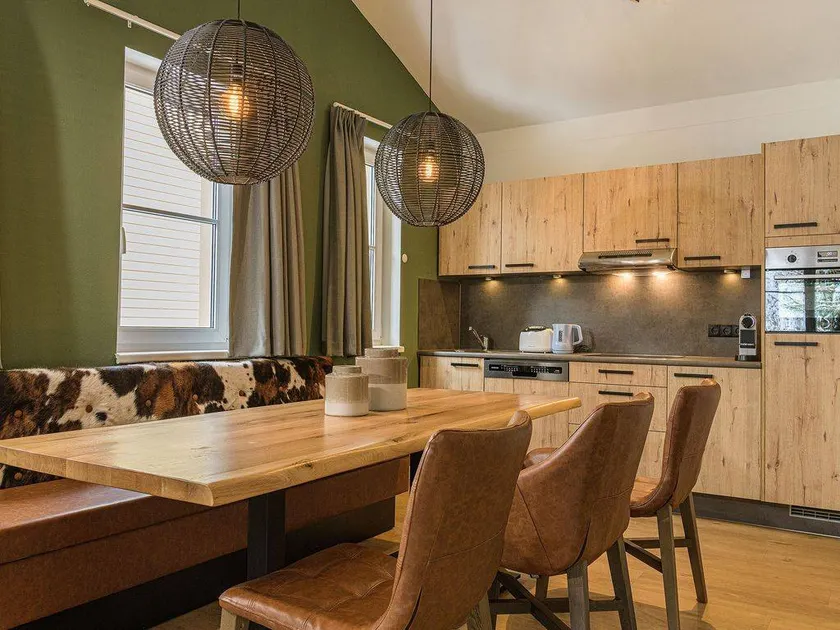 Children-friendly lovely holiday apartment with heated pool | Mountain view | Close to the ski | Pet-friendly - Image 1