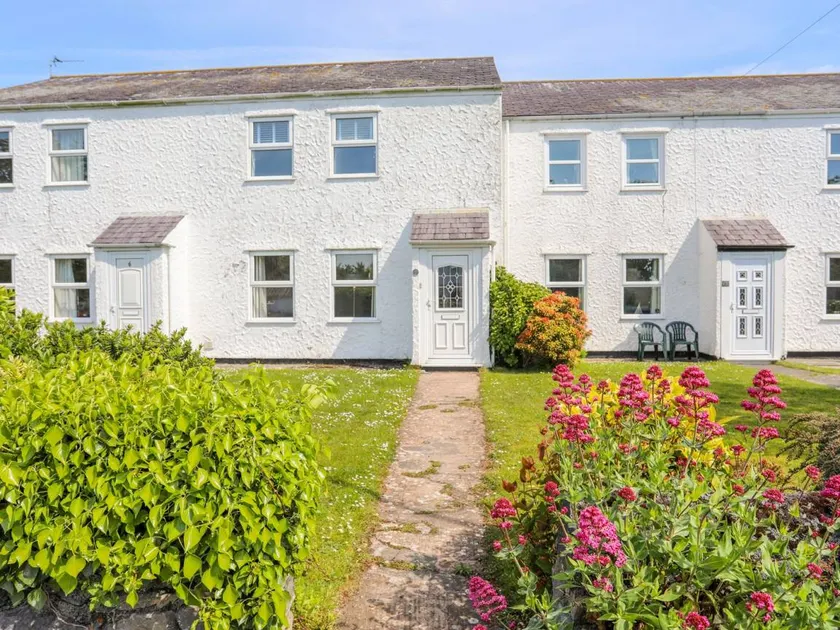 Children-friendly cottage with garden | Beach view | Close to the beach | Pet-friendly - Image 1