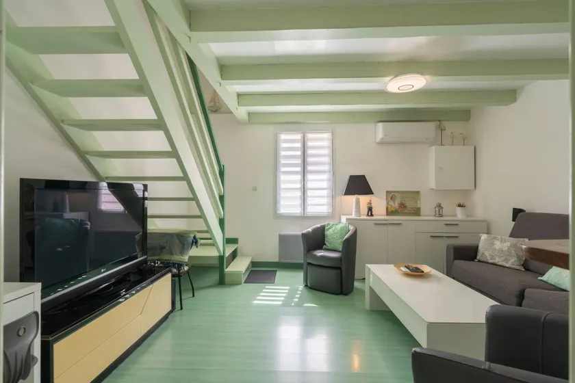 Fully equipped nice holiday home with barbeque & terrace | Suitable for remote work | Pets are welcome - Image 1