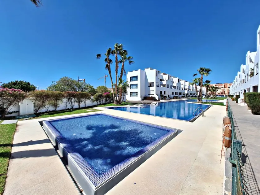 Voll ausgestattete schöne Wohnung mit Pool und Terrasse | Neben dem Strand | Hunde erlaubt - Image 1