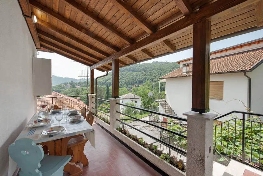 Villa 'Chiara' with Mountain Views and Private Terrace - Image 1