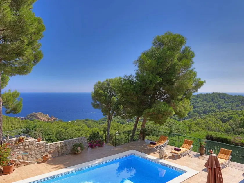 3-bedroom villa in Tamariu - Image 1