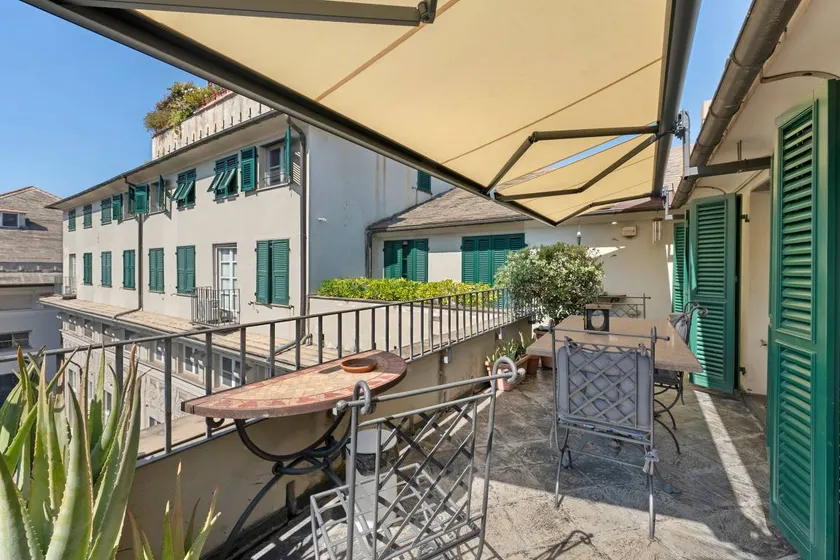 Bed & breakfast avec internet haut débit | Proche Piazza De Ferrari | Vue ville - Image 1