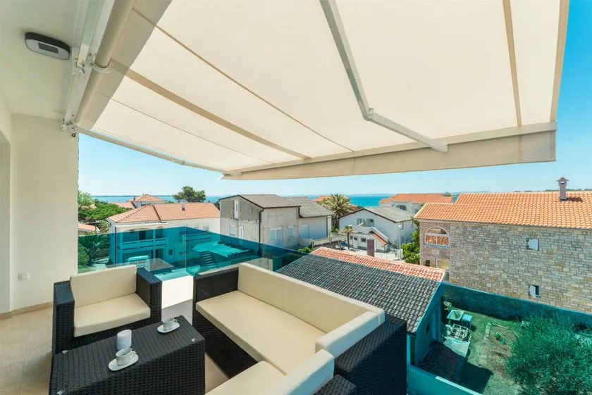 Fully equipped wonderful holiday apartment with terrace, jacuzzi & BBQ | Garden view | Beach nearby | Pets allowed - Image 1