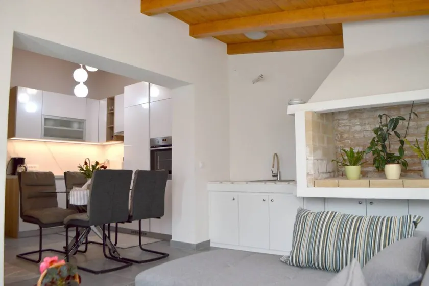 Ferienhaus am Meer, Julija - Image 1