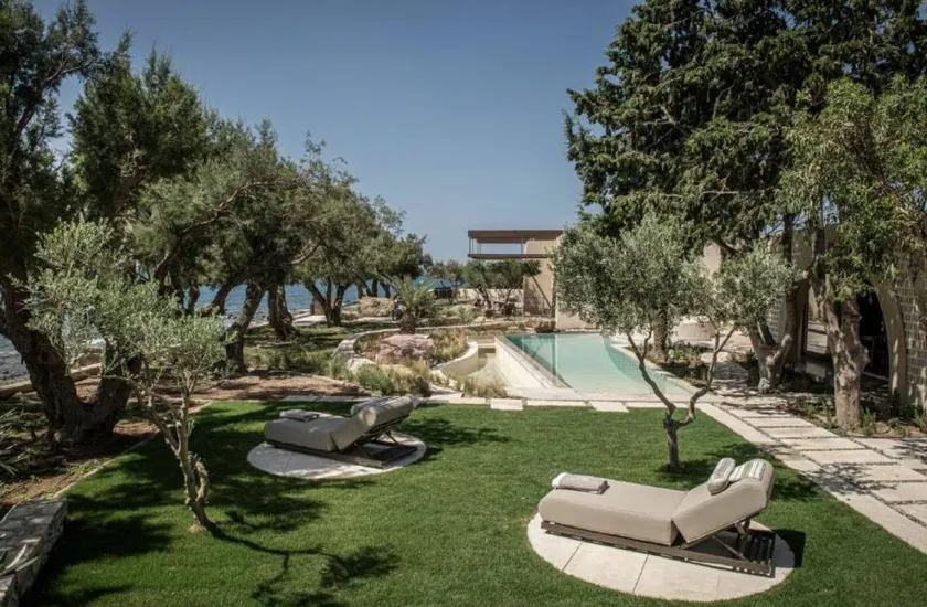 Villa avec piscine privée et jardin | Vue plage - Image 1