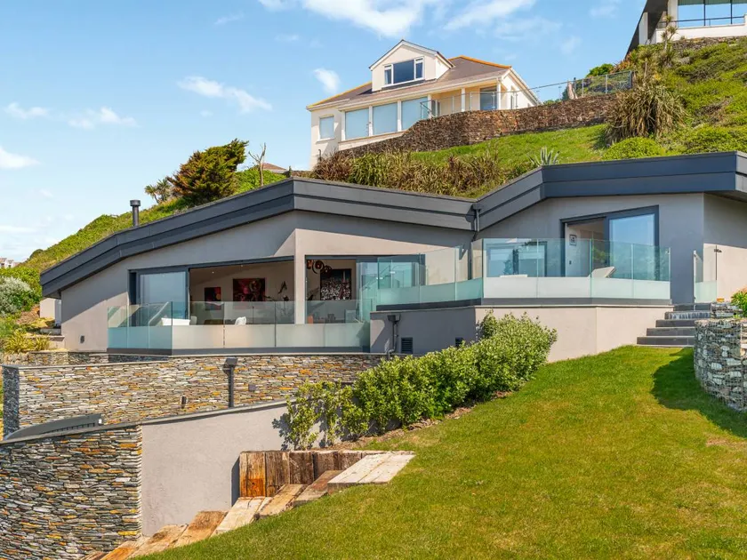 Family-friendly cottage with jacuzzi & garden | Sea view | Beach nearby | Pets allowed - Image 1