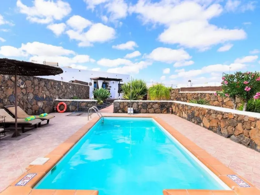 Mit privatem Pool für 3 Personen 1 Kind ca. 80 m² in Güime, Lanzarote (L - Image 1