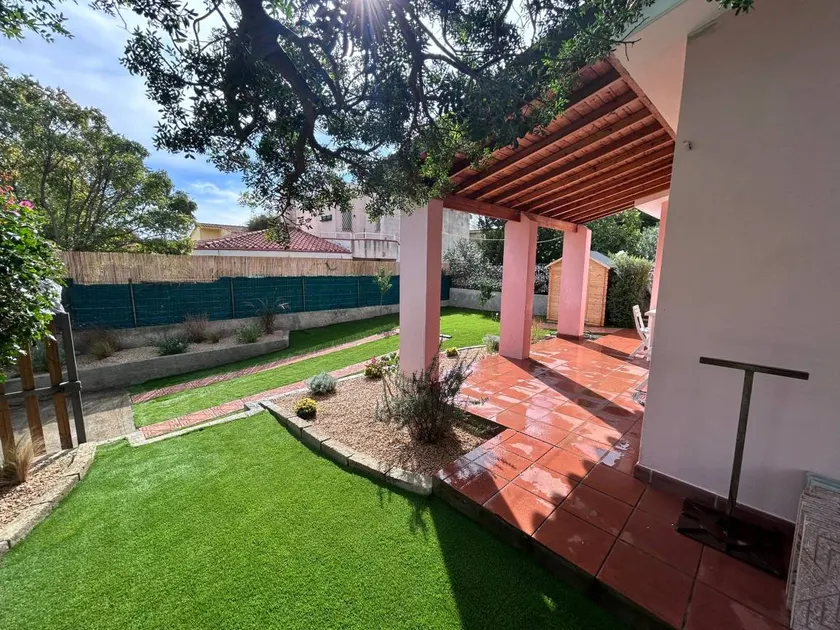 Villa with garden & barbeque - Image 1