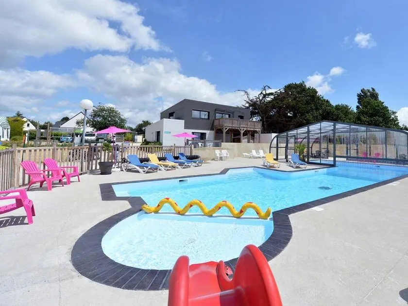 Casa móvil con terraza y piscina climatizada - Image 1