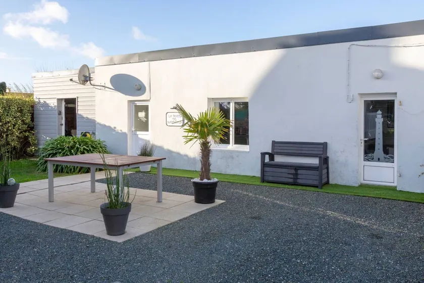 Holiday home with barbeque, terrace & garden | Garden view - Image 1
