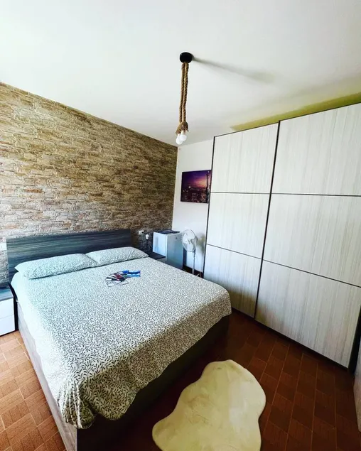 Dedicated room with terrace & garden - Image 1