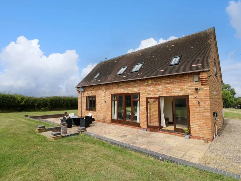Child-friendly cottage with garden | Pets are welcome - Image 1