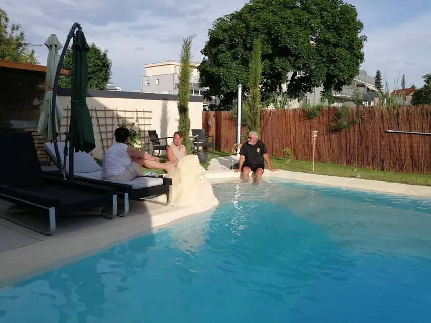 Ferienwohnung mit beheiztem Pool in ruhiger Lage - Image 1