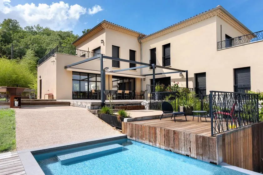 Villa - Luxury Gîte Balazuc with Private Pool, Wi-Fi, and Air Conditioning - Image 1
