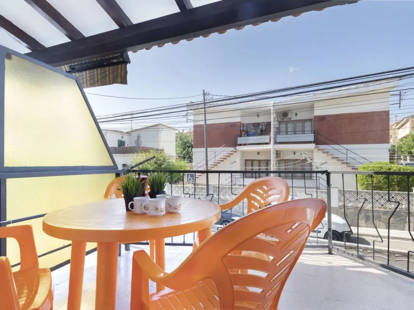 Children-friendly charming apartment with terrace - Image 1
