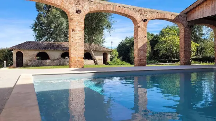Fully equipped gite with terrace, private pool & garden - Image 1