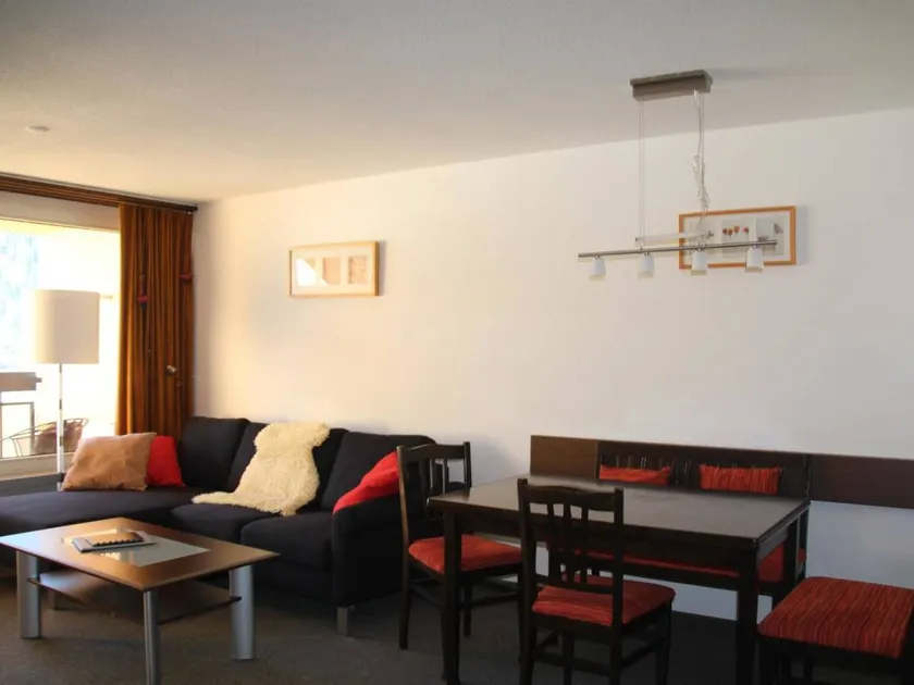Apartment with garden | Next to the ski - Image 1