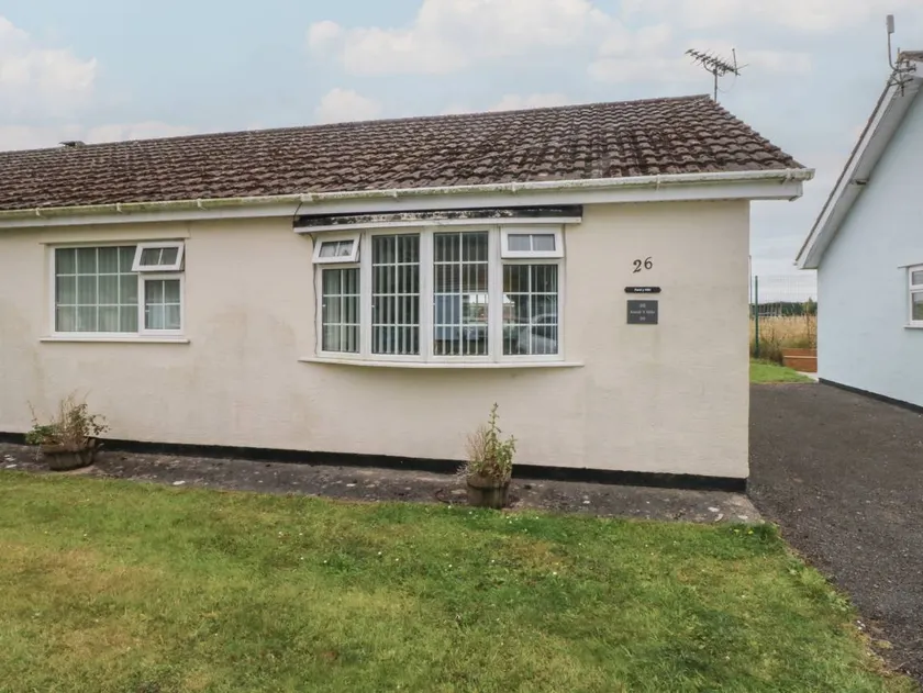 Family-oriented cottage with garden | Pets allowed - Image 1