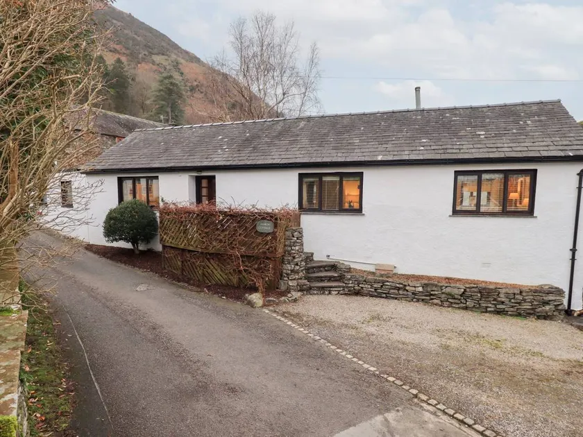 Child-friendly cottage with garden | Pets are welcome - Image 1