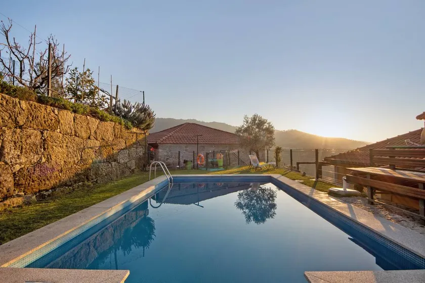Masseria accogliente e familiare con griglia, piscina privata e giardino | Vista sulla montagna | Perfetta per il lavoro da remoto - Image 1