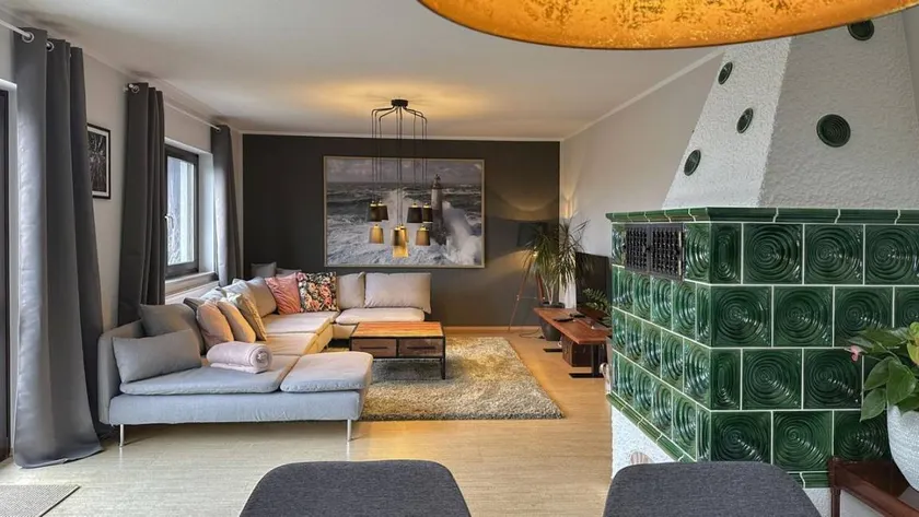 Holiday home with terrace, garden & BBQ - Image 1