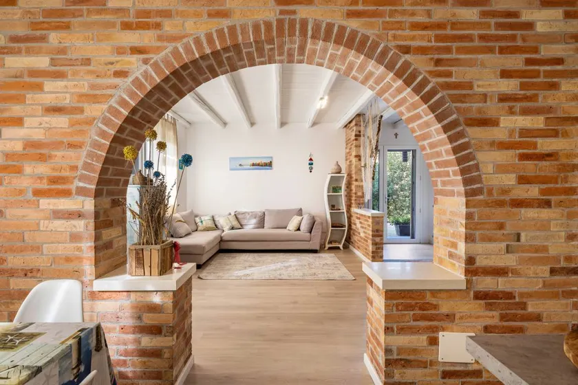 Appartamento Brussa Beach - Image 1