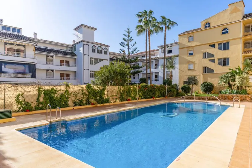 B&B Apartments. Modern and Luxurious Apartment Less Than 100 Meters from the Beach - Image 1